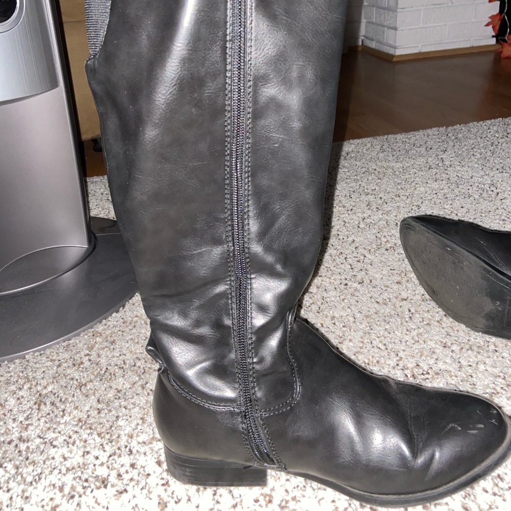 Black Riding Boots - Picture 4 of 5